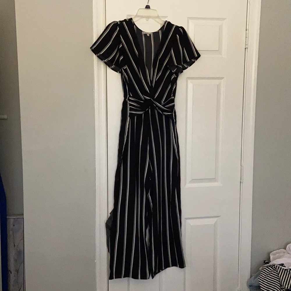 Striped pant suit